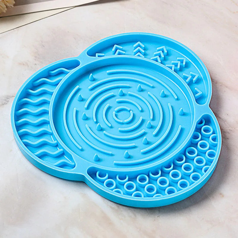 Silicone Slow Feeder Mat for Dogs Cats Dog Feeding Dishes with Suction Cups Anti-choking Slow Feeding Pad Pet Supplies